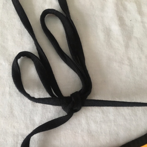 Cropped Halter Top - Picture 4 of 8